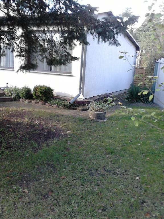 Ferienhaus Pauline Am See Mullrose ภายนอก รูปภาพ